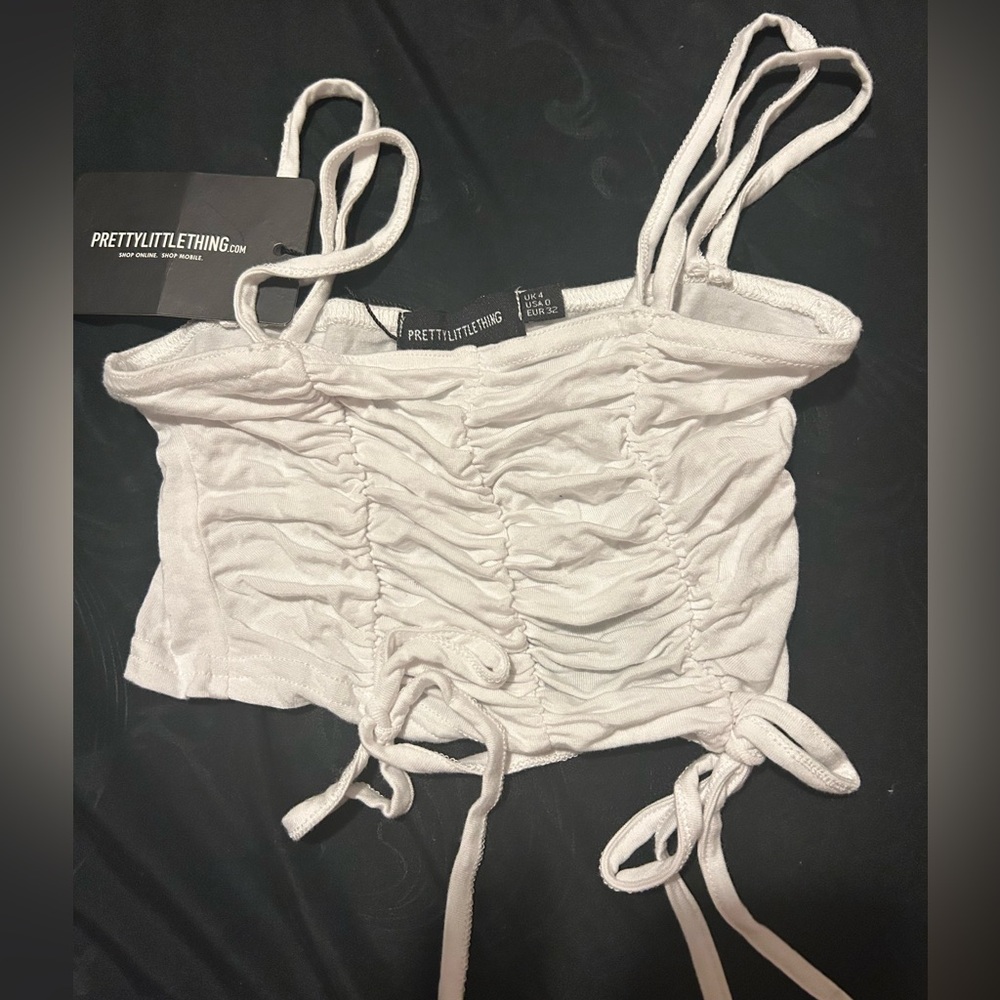 White crop tops size XS